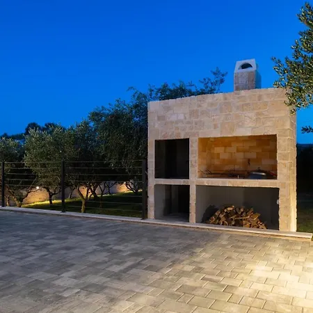 Luxury Terra Dalmatica Heated Pool Jacuzzi Sauna *