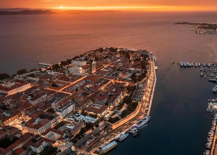 Luxury Terra Dalmatica Heated Pool Jacuzzi Sauna