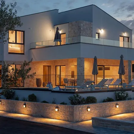 Luxury Terra Dalmatica Heated Pool Jacuzzi Sauna Вилла Sikovo